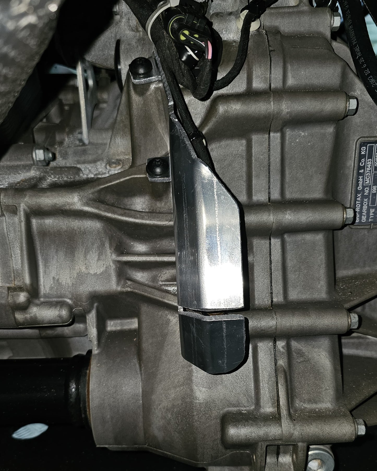 PROTETOR DO SENSOR DE CAMBIO PARA MAVERICK R MAX (4 LUGARES) E XRC 2026