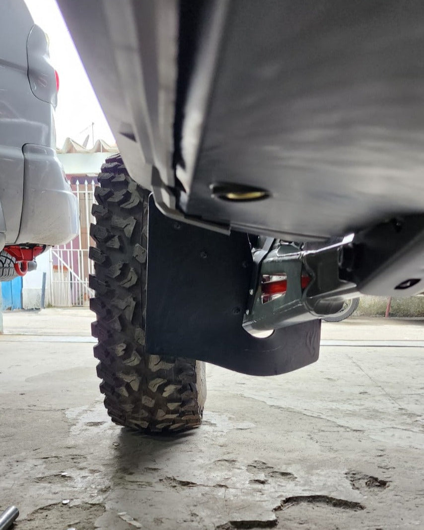 PARA-BARRO LAMEIRAS TRASEIRAS UTV POLARIS PRO R (O PAR)