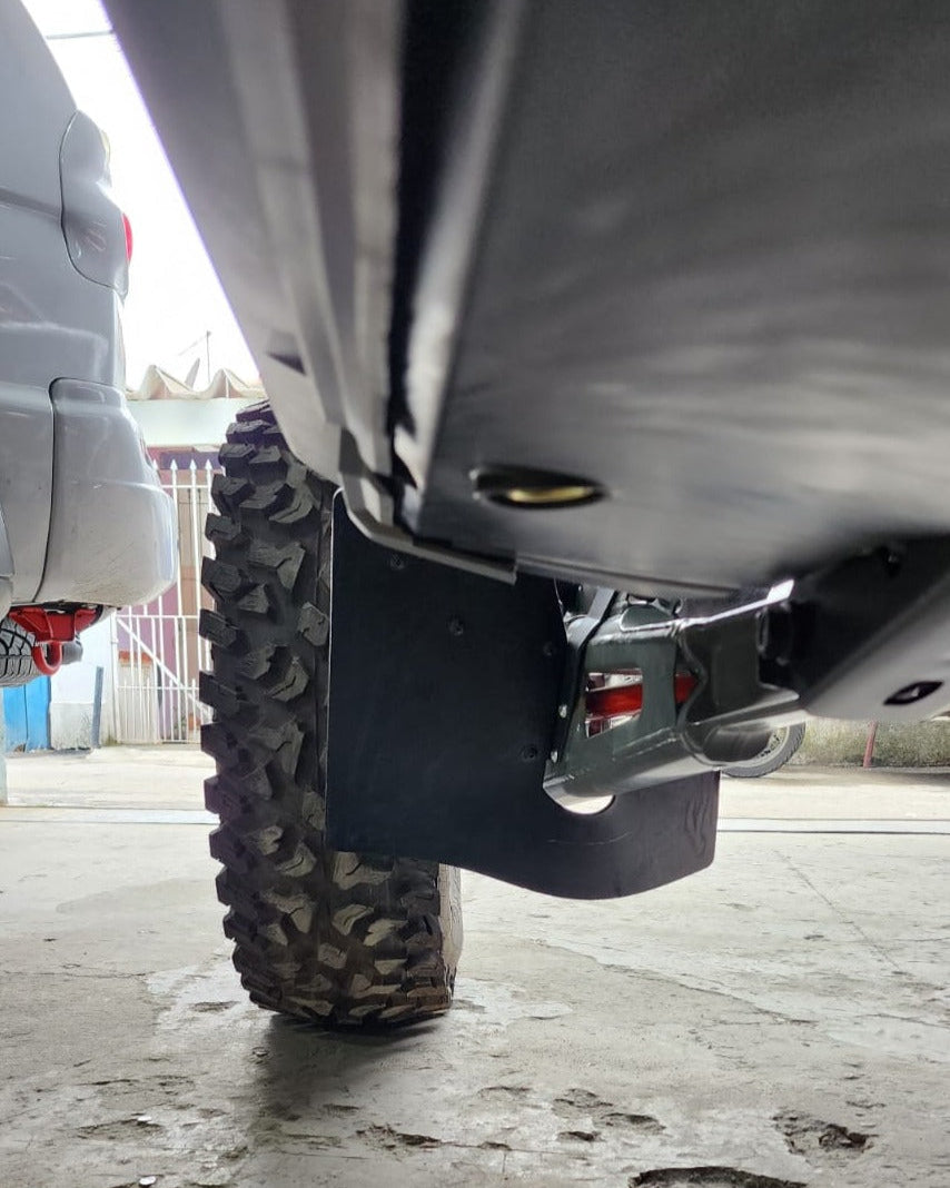 PARA-BARRO LAMEIRAS TRASEIRAS POLARIS PRO S / TURBO R (O PAR)