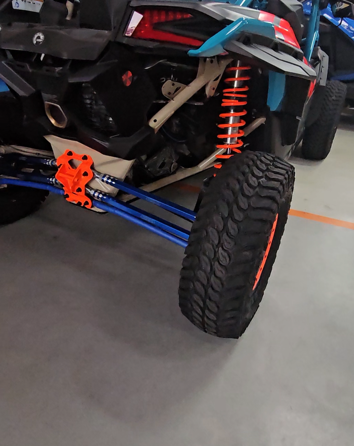 KIT BARRAS TRASEIRAS REFORÇADAS EM ALUMÍNIO p/ UTV MAVERICK X3 (6 PÇS)