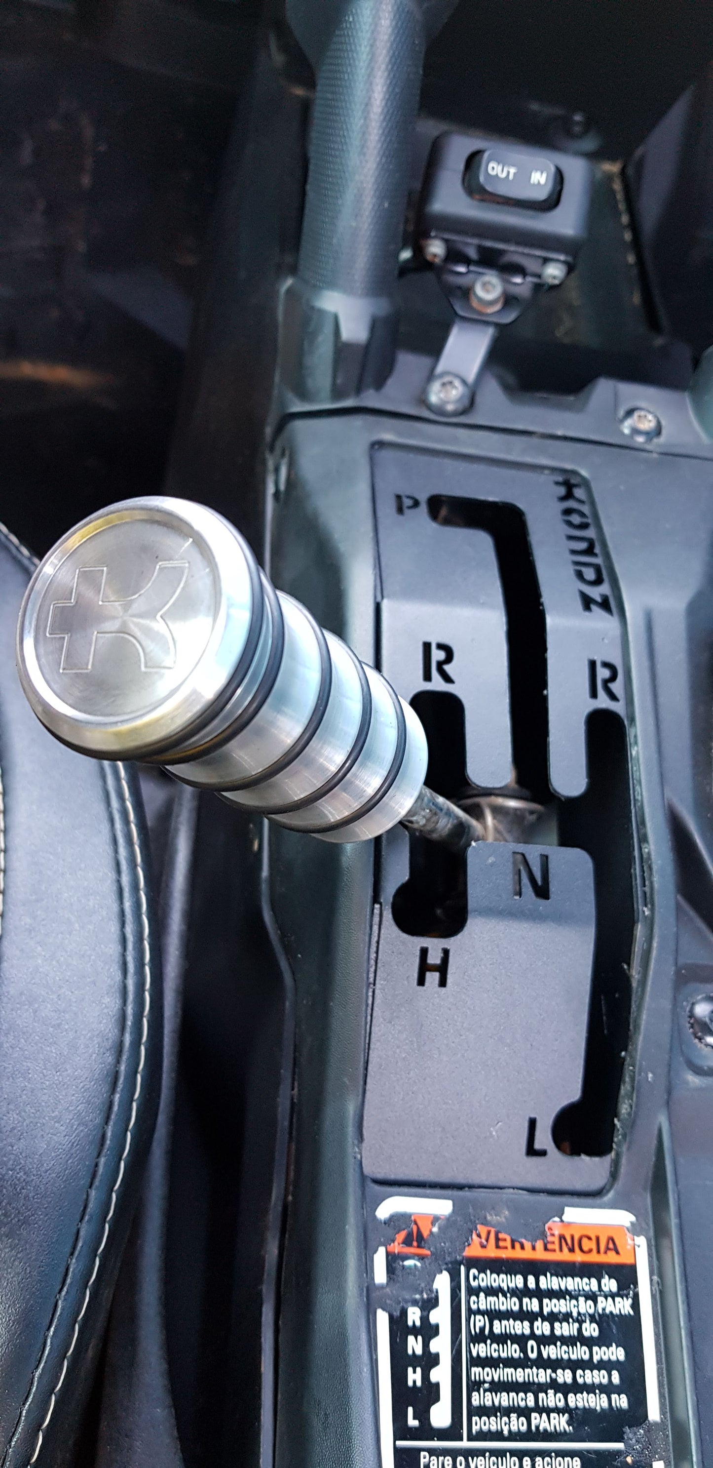 KIT SHIFT PLATE RACING EM ALUMÍNIO POLIDO C/ MANOPLA DE CÂMBIO MAVERICK X3